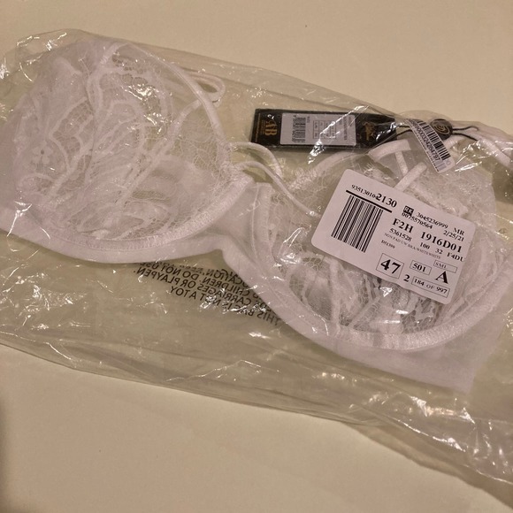 NWT Dita Von Teese Maestra White Lace Underwire Balconette Bra Size 36C - Picture 2 of 14